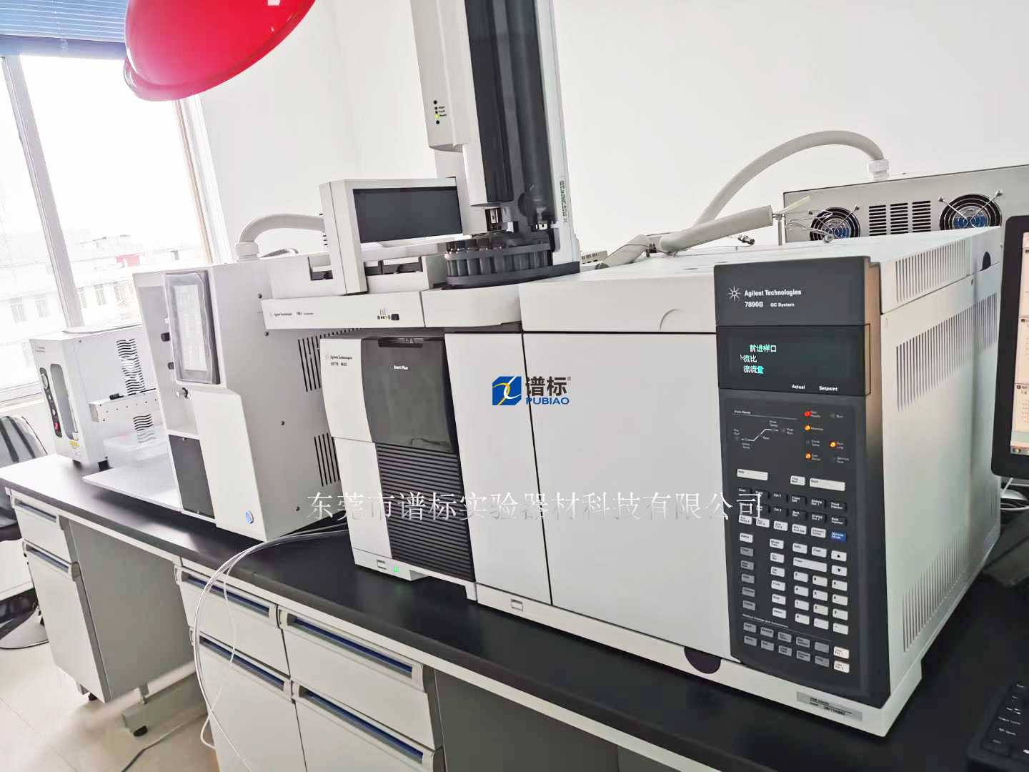 氣質(zhì)聯(lián)用,電感耦合等離子體質(zhì)譜儀,液相色譜儀,吹掃鋪集等在江西某大型環(huán)境檢測(cè)公司驗(yàn)貨成功