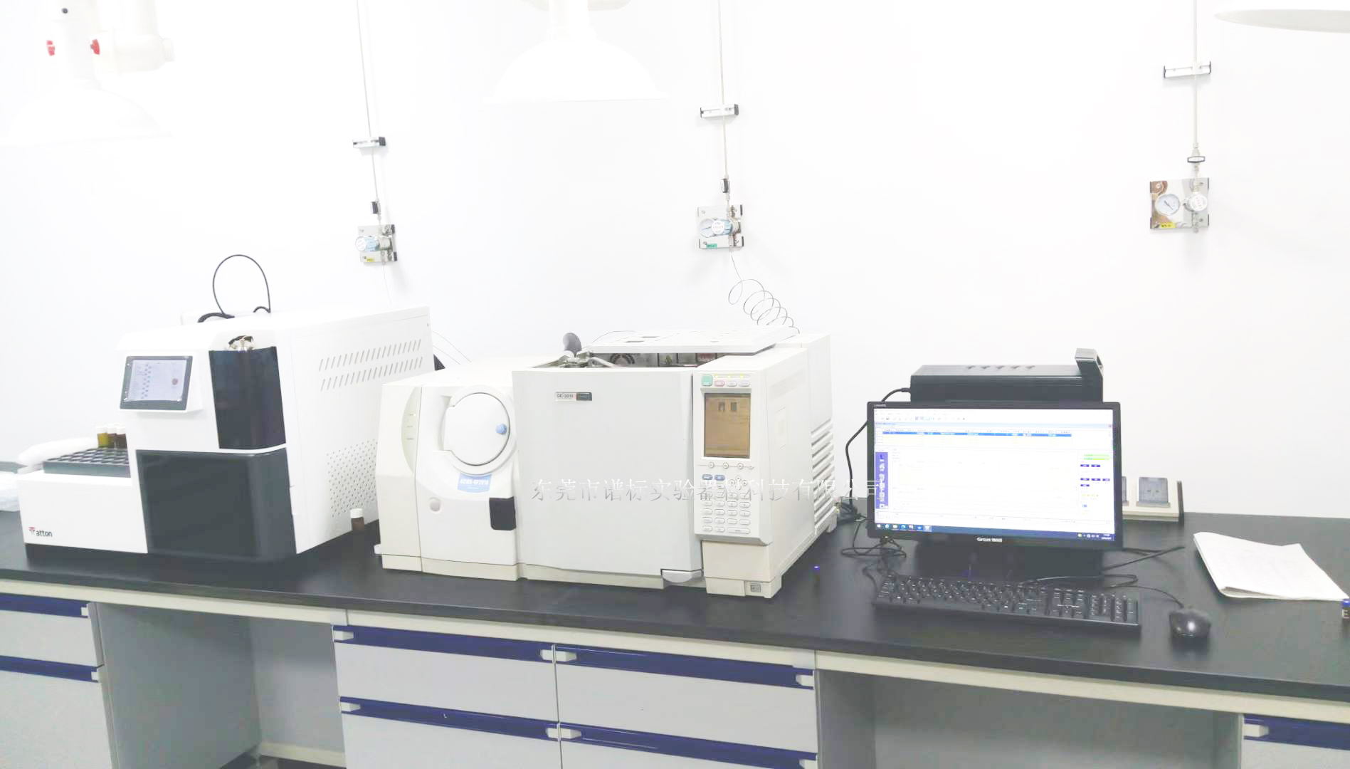 島津氣質(zhì)聯(lián)用儀GCMS QP2010在浙江檢測公司安裝調(diào)試完畢